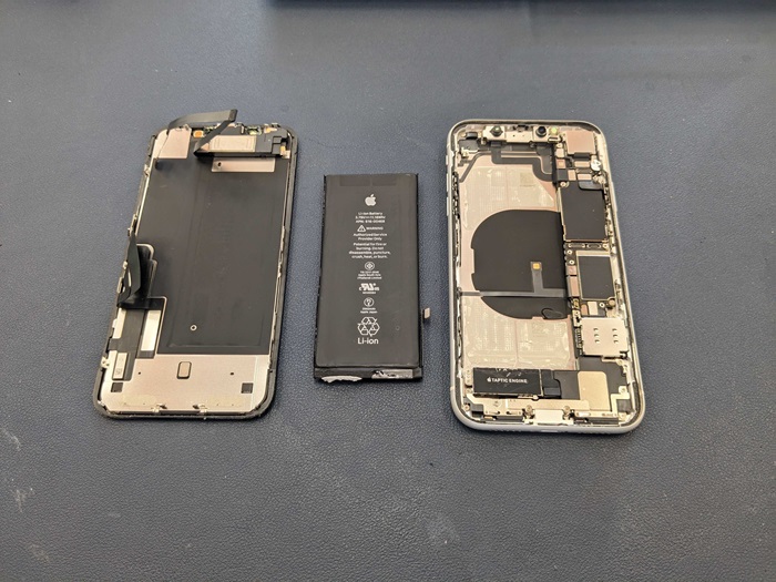 豊田市】iPhone XR バッテリー交換 まちスマGAZA豊田店